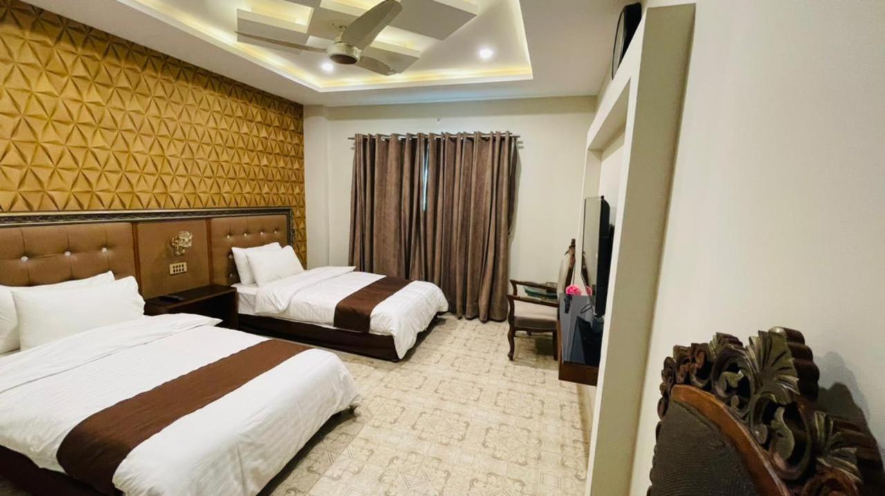 Golden Sand Hotel Rahim Yar Khan Esterno foto